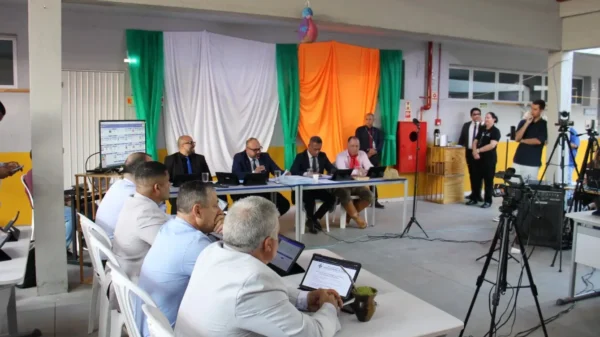 Vereadores de Viamão durante sessão popular